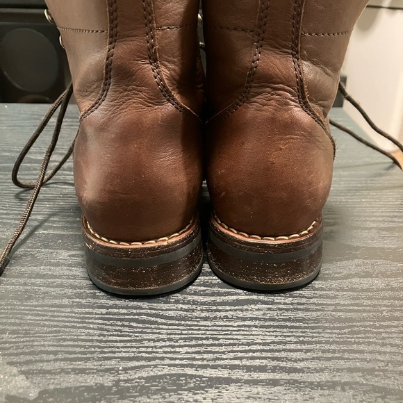 Thursday Women’s Captain in Whiskey. - Picture 4 of 6